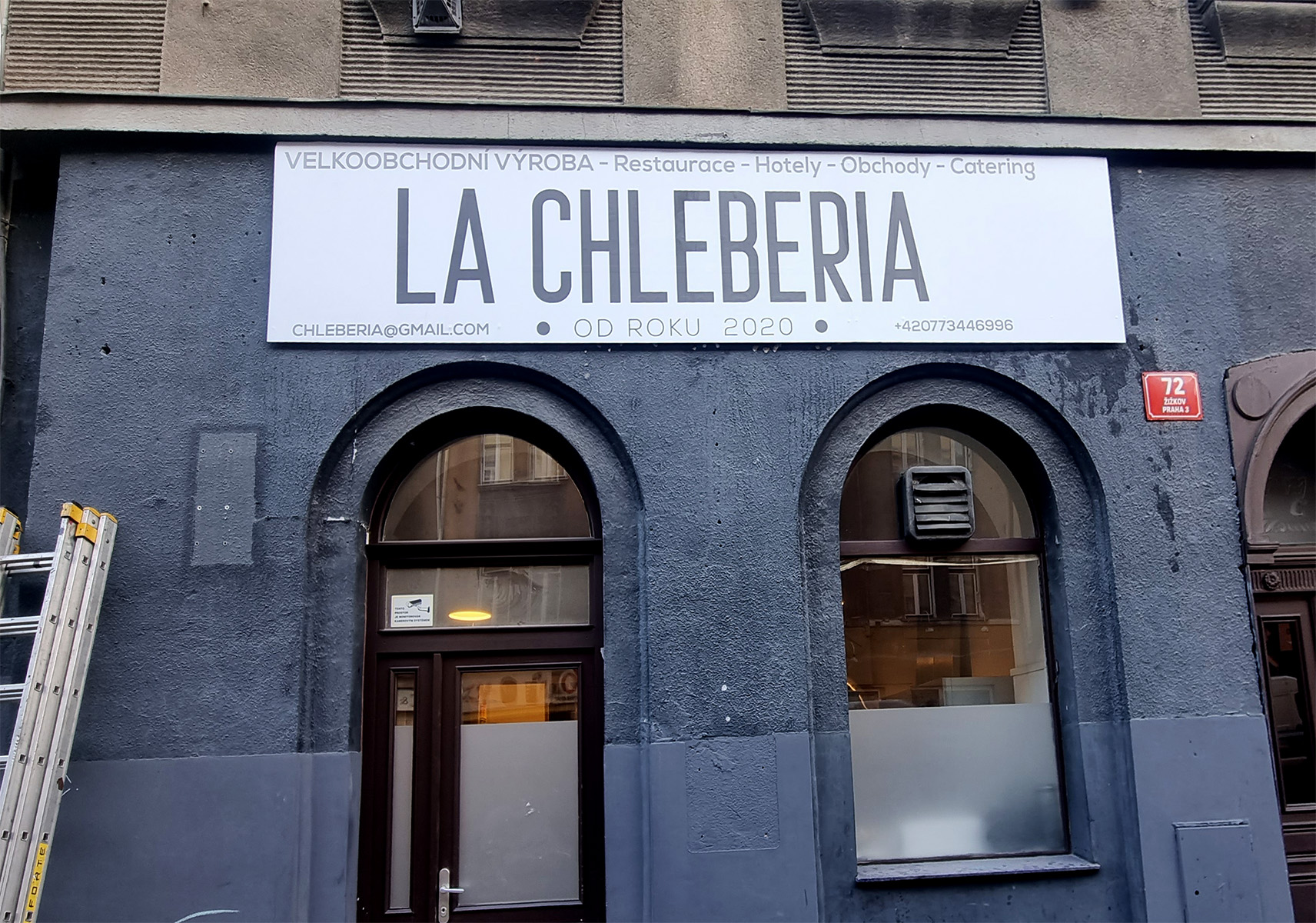 Cedule a tabule Chleberia